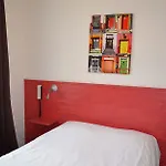 Brit Terminus Hotel 3*
