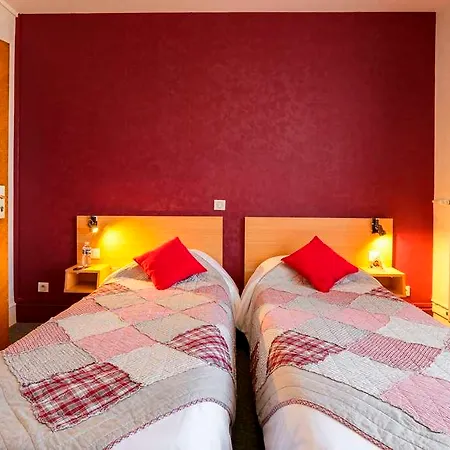 Brit Hotel Terminus 3*