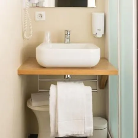 호텔 Brit Terminus 앙굴렘