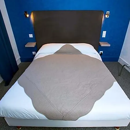Brit Terminus Hotel
