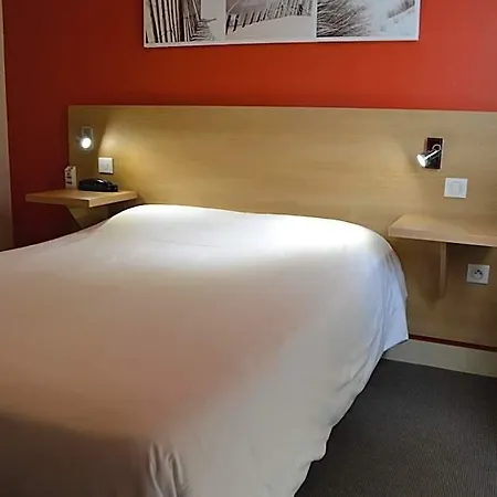 Brit Terminus Hotel