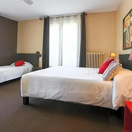 Brit Terminus Hotel 3*