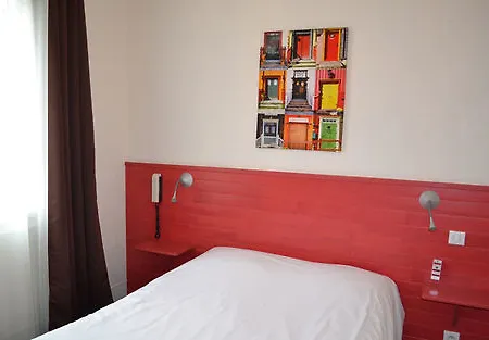 Brit Terminus Hotel 3*