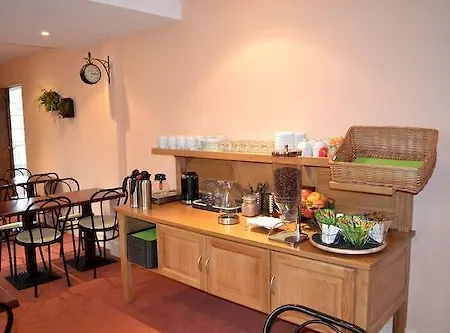 호텔 Brit Terminus 3*